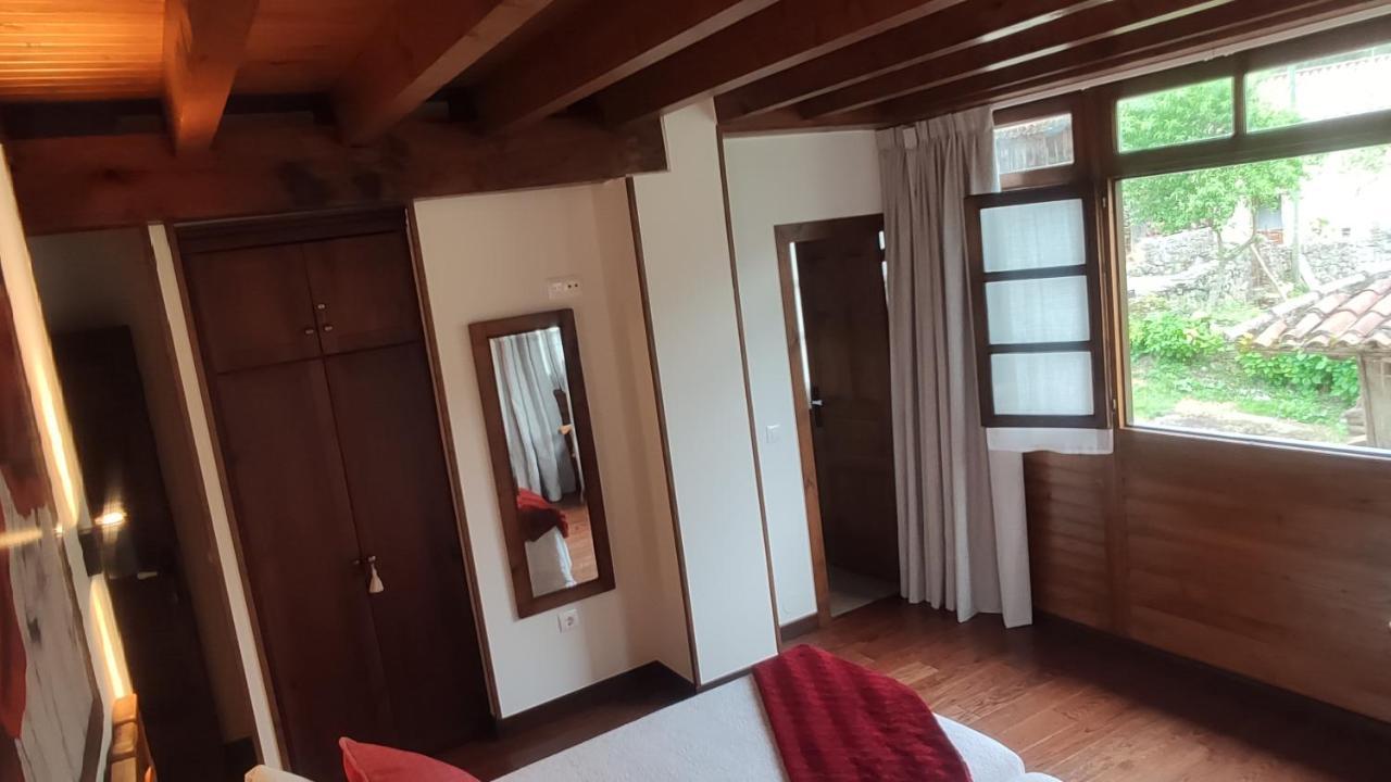 El Colladin Guest House Llerices Exterior foto