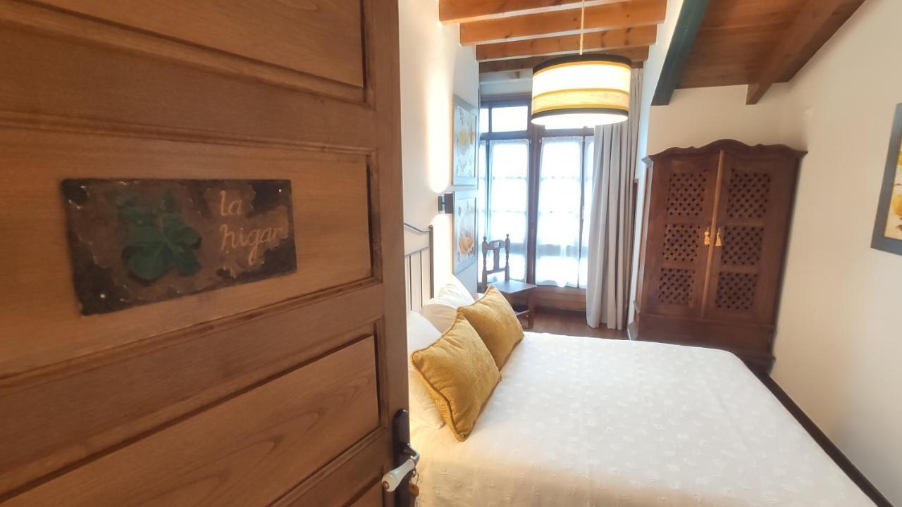 El Colladin Guest House Llerices Exterior foto